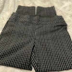 Leighton Stylish Black and White Checkered Cropped Pants